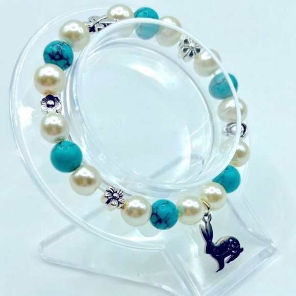 Handmade Turquoise & Pearl Bunny Bracelet! - Picture 8 of 9